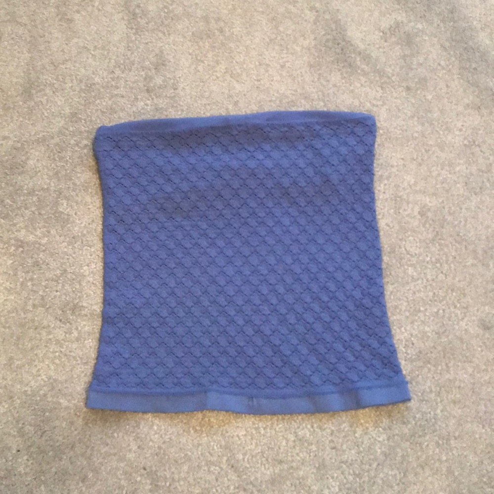 Blue strapless top